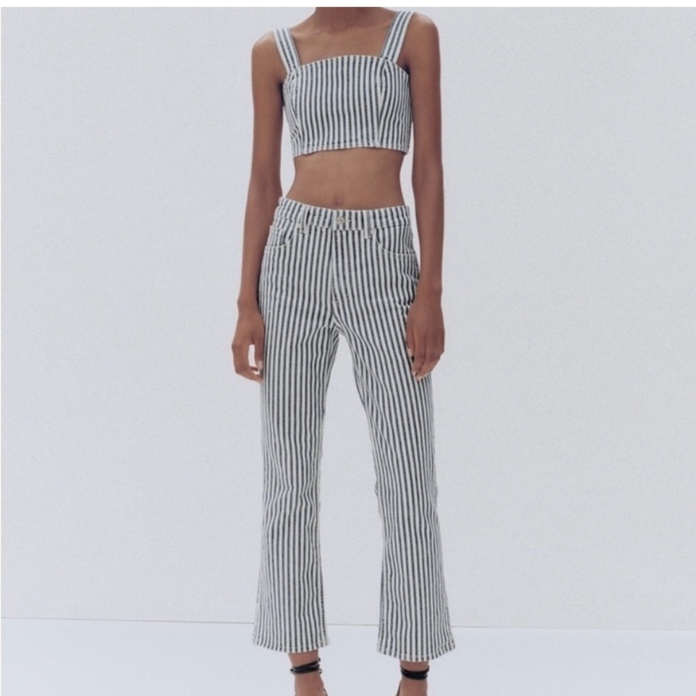 Zara Blue  and White Striped jeans size 4